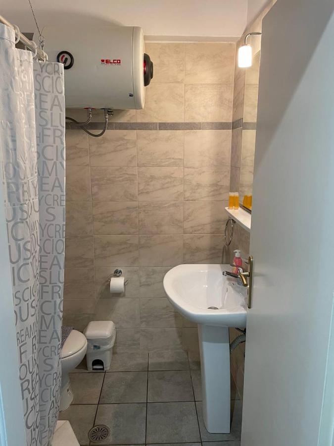 Gm Apartments トロン エクステリア 写真
